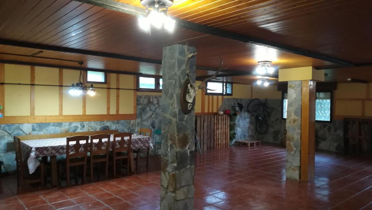 Piscina Climatizada - Todo El Ano- Playa De La Nora-Chimenea- Barbacoa Villa Quintueles ภายนอก รูปภาพ